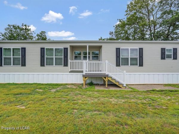 209 Tracy Lane, Drums, PA 18222