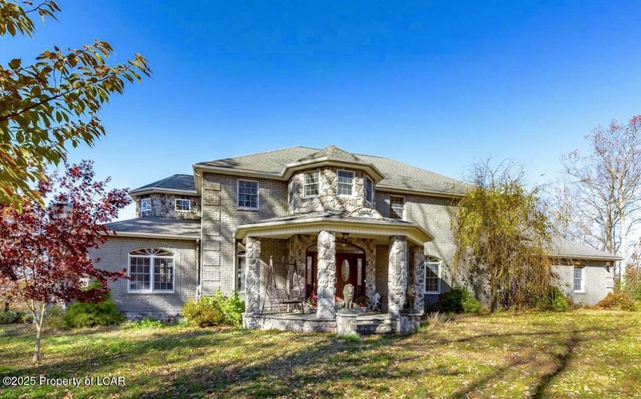 11 B Park Circle Conyngham, PA 18219