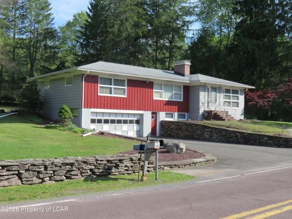 354 Country Club Road, Dallas, PA 18612