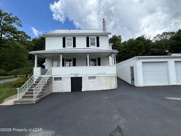 2263 State Route 940, Freeland, PA 18221