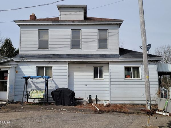 137 E Jackson Street, McAdoo, PA 18237