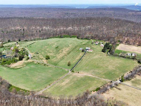 19 Reisenweaver Lane, Sugarloaf, PA 18249