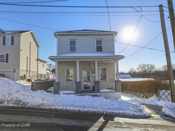 123 W Carey Street, Plains, PA 18705