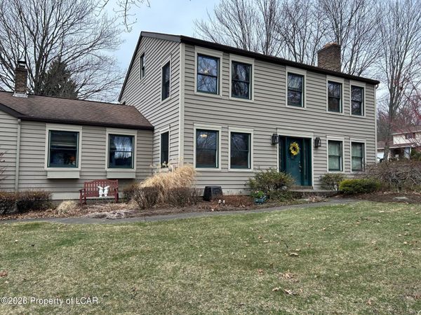 18 Louise Road, Wyoming, PA 18644