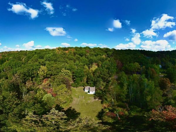 58 N Hunter Highway, Drums, PA 18222