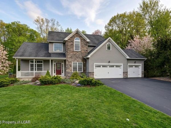 509 Ryan Way, Mountain Top, PA 18707