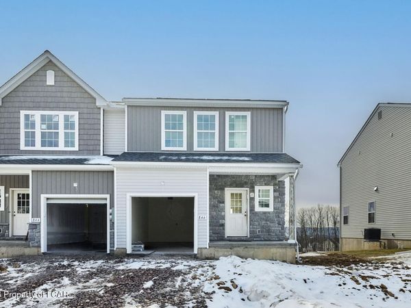 846 Champions Drive, Drums, PA 18222