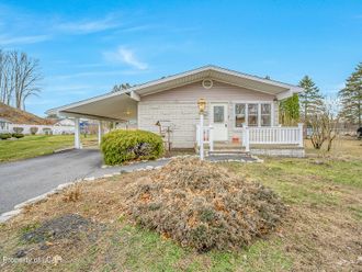 107 Stonecrest Drive Moosic, PA 18507