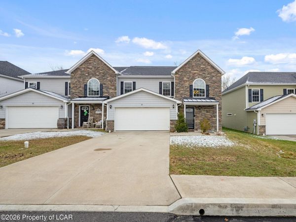 21 Maria Drive, Wilkes-Barre, PA 18706