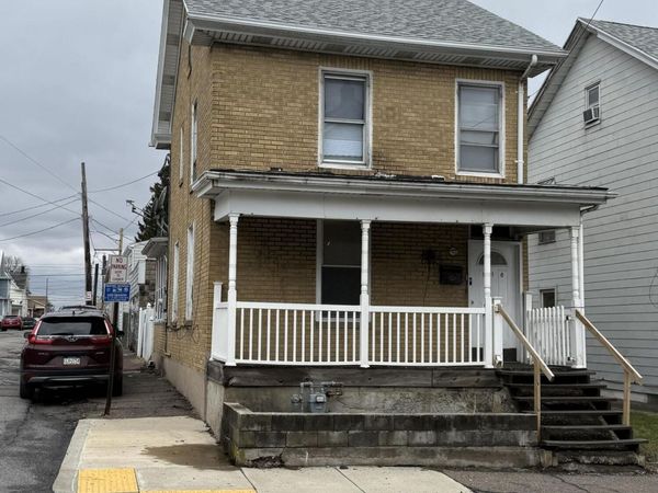 116 S Poplar Street, Hazleton, PA 18201