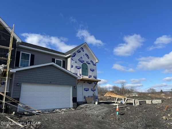 370 Colonels Road, Wilkes-Barre, PA 18706