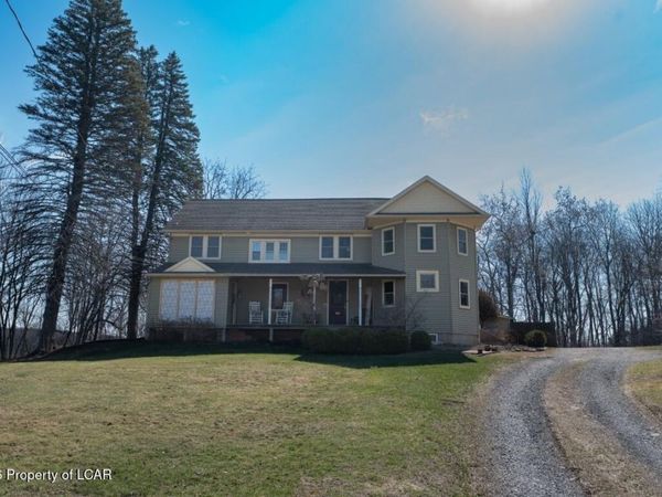 406 Bodle Road, Wyoming, PA 18644