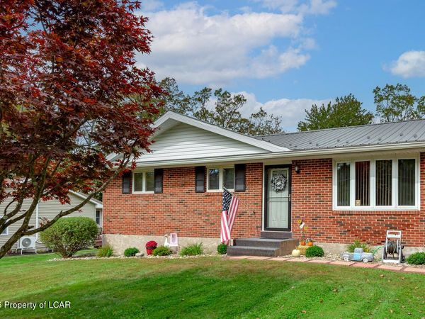 33 Balsam Road, Bear Creek, PA 18702