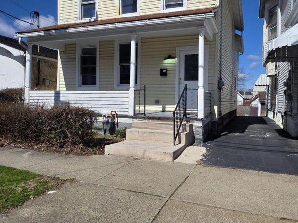 556 N Main Street, Wilkes-Barre, PA 18705