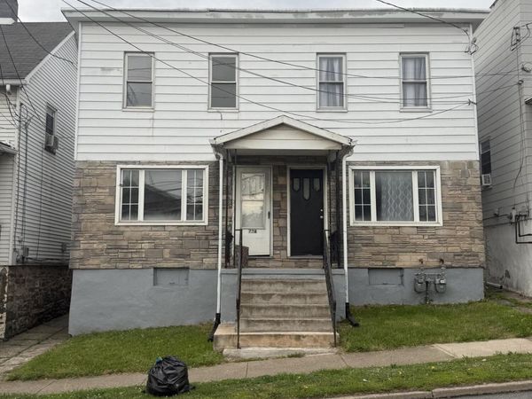 736 Main Street, Edwardsville, PA 18704