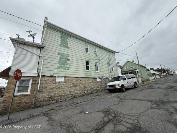 721 N Vine Street, Hazleton, PA 18201