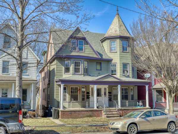 829 Monroe Avenue, Scranton, PA 18510