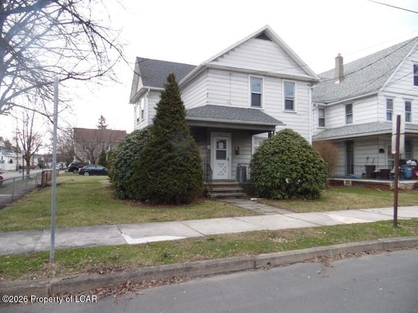 124 W Dorrance Street, Kingston, PA 18704