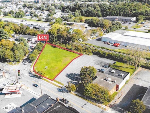 N Pennsylvania Avenue, Wilkes-Barre, PA 18702