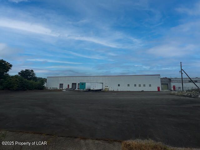 Please Call, Kingston, PA 18704