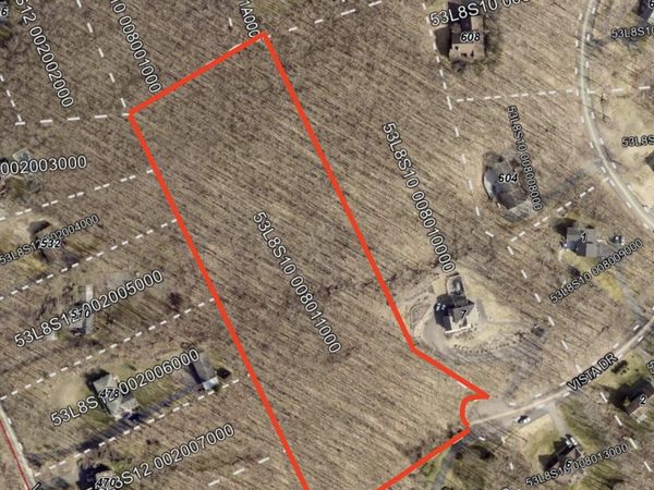 Vista Drive, Nuangola, PA 18707
