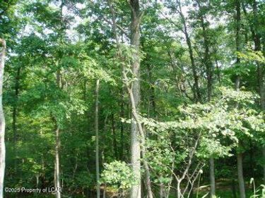 9 Turnberry Lane, Hazle Twp, PA 18202