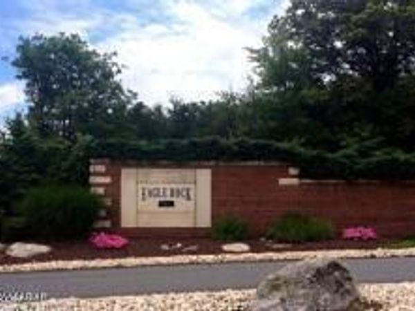 130 Turnberry Lane, Hazle Twp, PA 18202