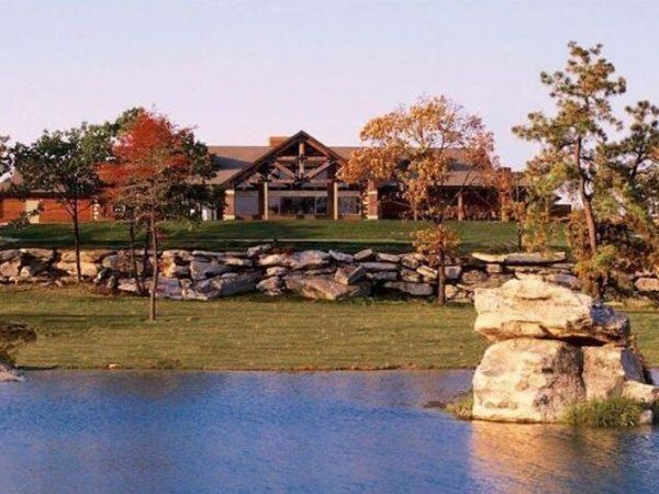 Mid Summit Drive, Oneida, PA 18242