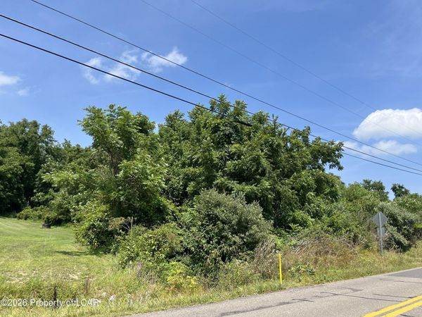 10 Lake Road, Berwick, PA 18603