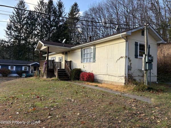 31 Hill Street, Unit A, Mocanaqua, PA 18655