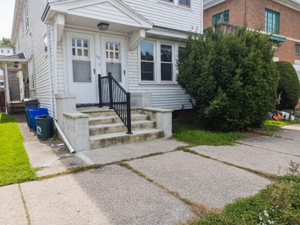 117 E Green Street, Unit 2, Nanticoke, PA 18634