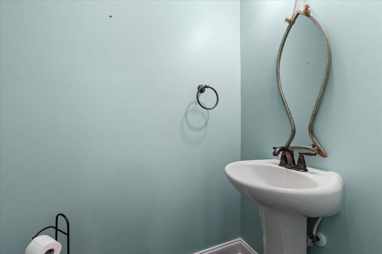 254 Slipper Shell Court Photo 11