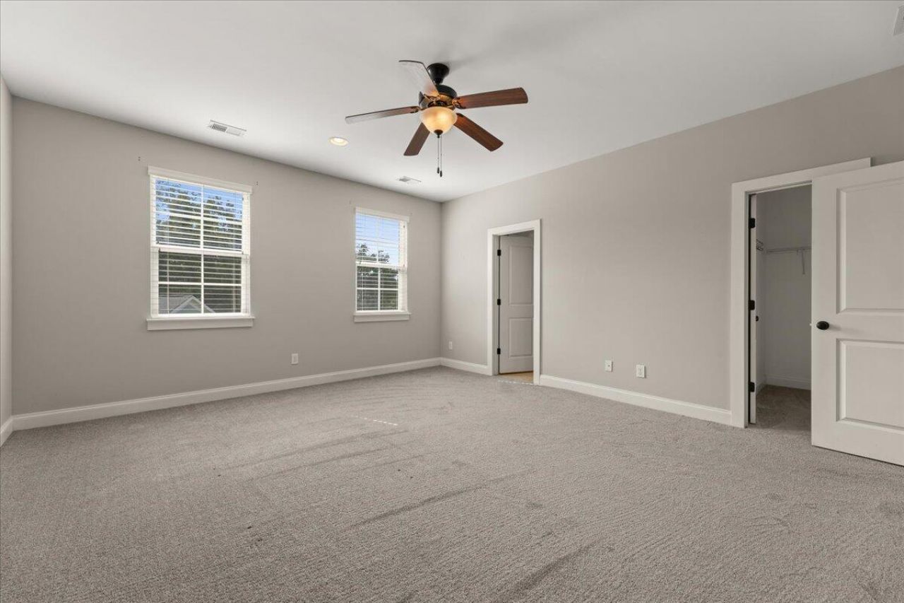 254 Slipper Shell Court Photo 18