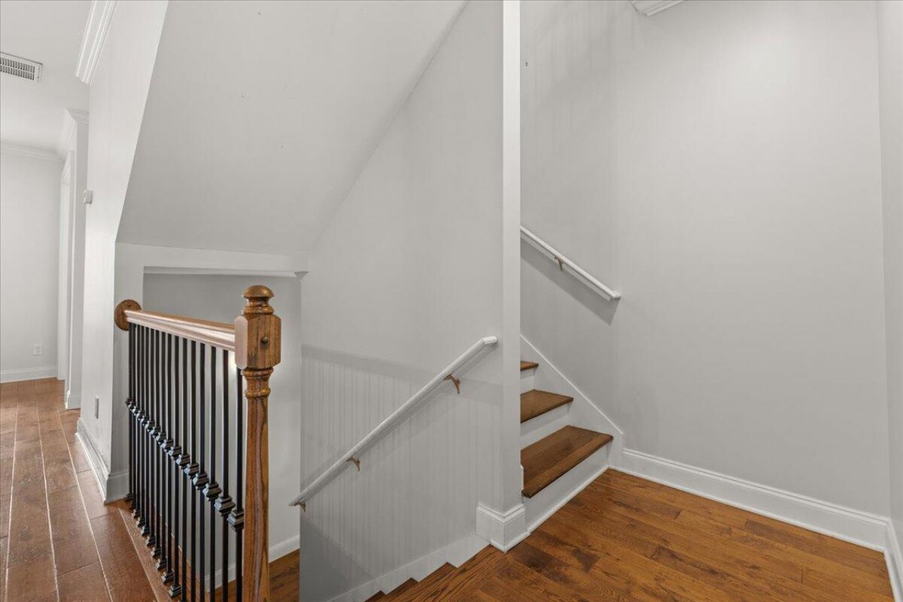 254 Slipper Shell Court Photo 4