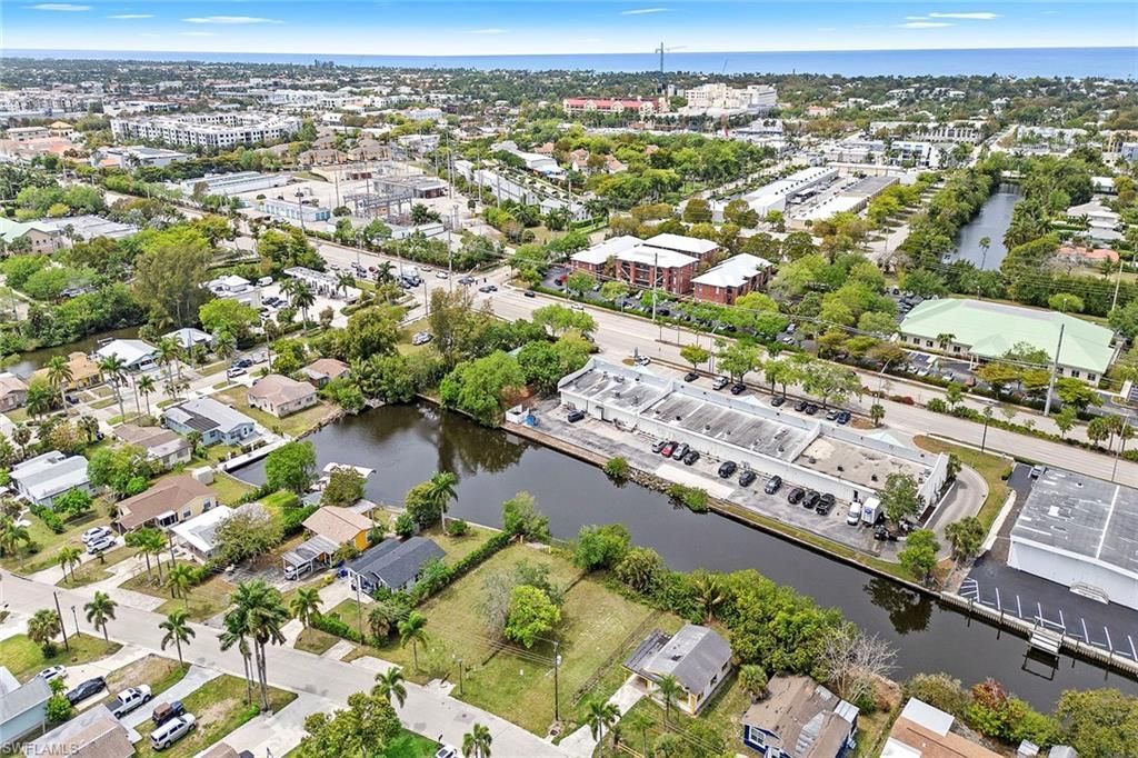 531 13th St N, Naples, FL 34102 Photo