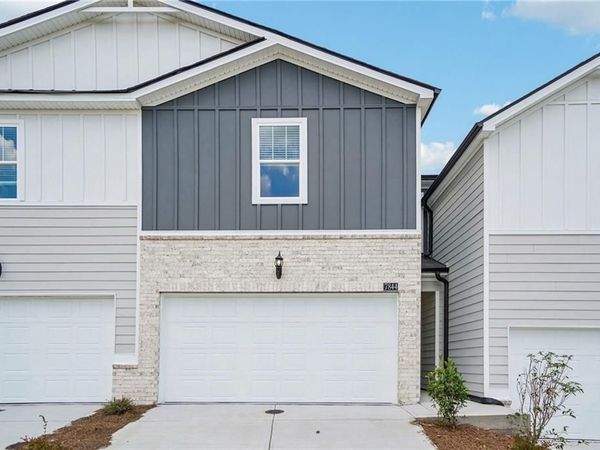 7844 Marie Way, Fairburn, GA 30213