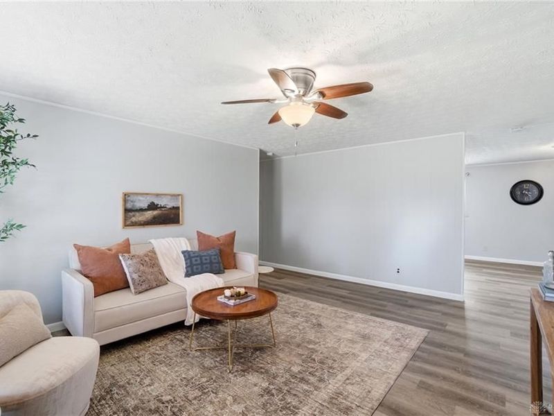 216 Winchester, Bethel Township, OH 45344 Photo 10