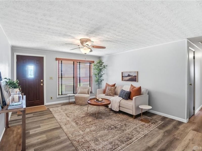 216 Winchester, Bethel Township, OH 45344 Photo 11