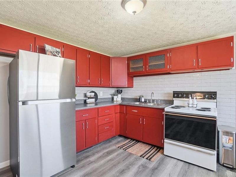 216 Winchester, Bethel Township, OH 45344 Photo 18