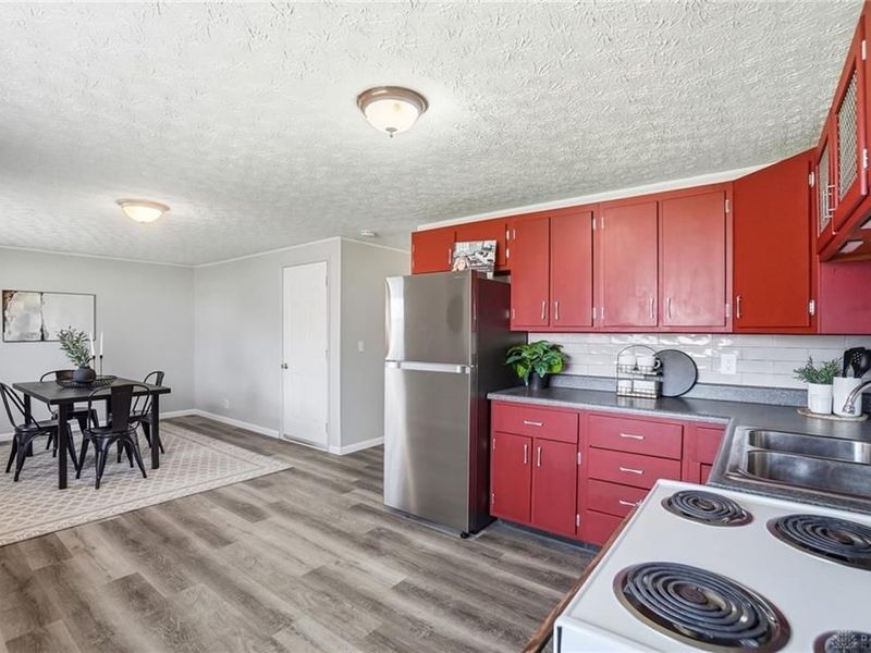 216 Winchester, Bethel Township, OH 45344 Photo 20