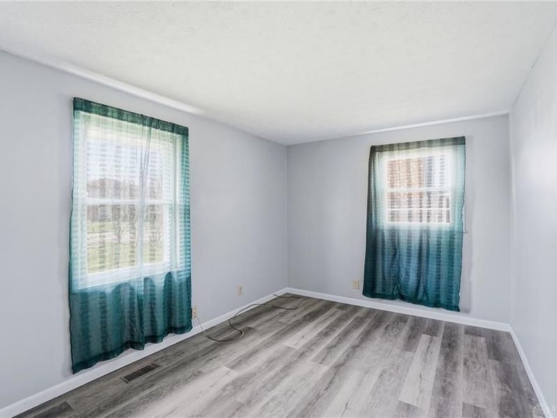 216 Winchester, Bethel Township, OH 45344 Photo 27