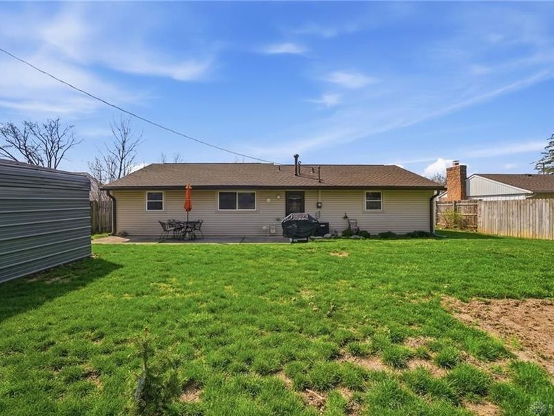 216 Winchester, Bethel Township, OH 45344 Photo 37