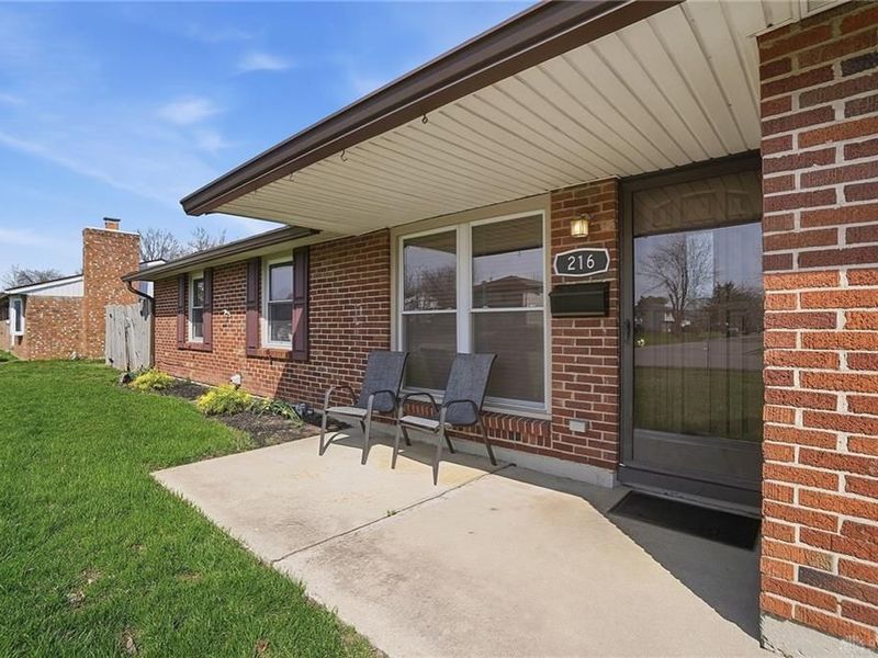 216 Winchester, Bethel Township, OH 45344 Photo 7