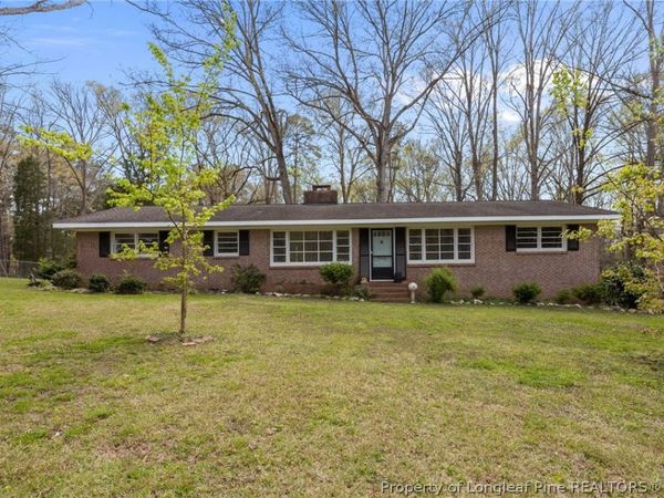 408 Sherwood Drive, Sanford, NC 27330