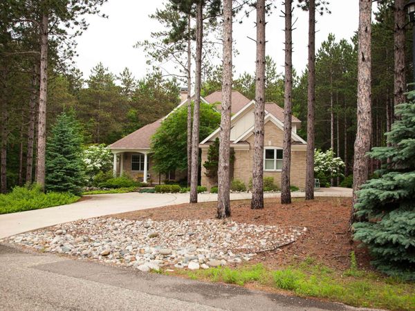 7176 Sanctuary Drive, Jackson, MI 49201