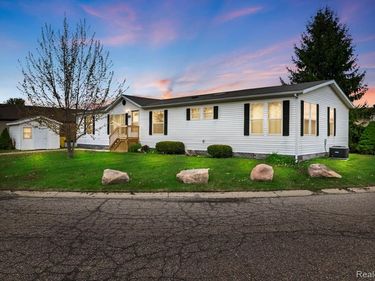 9740 Hathaway Drive, Salem Twp, MI 48167