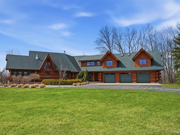 3929 Timber Green Court, Genoa Twp, MI 48843