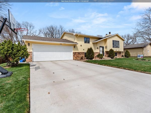 710 Sharpe, Vermillion, SD 57069