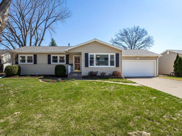2690 9th Street , East Moline, IL 61244