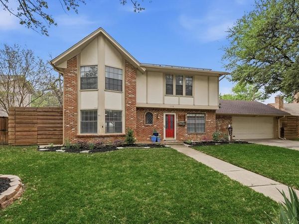 508 Country Green Lane, Arlington, TX 76011
